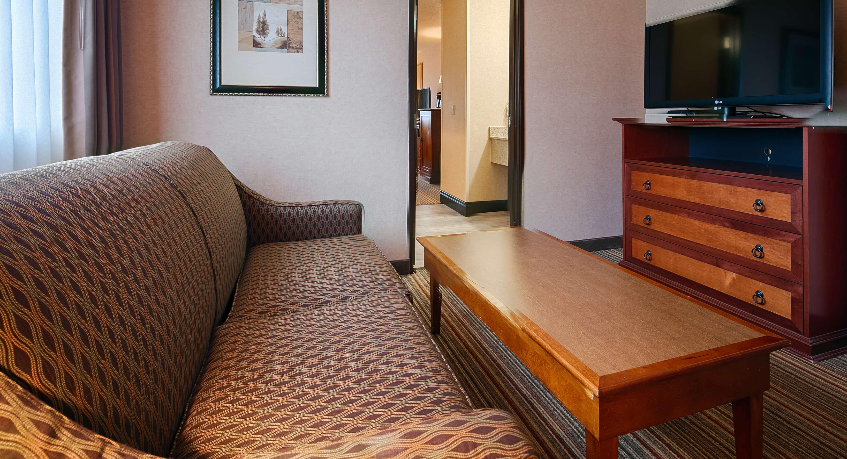 Best Western Plus Rama Inn & Suites ลาแกรนด์ ภายนอก รูปภาพ