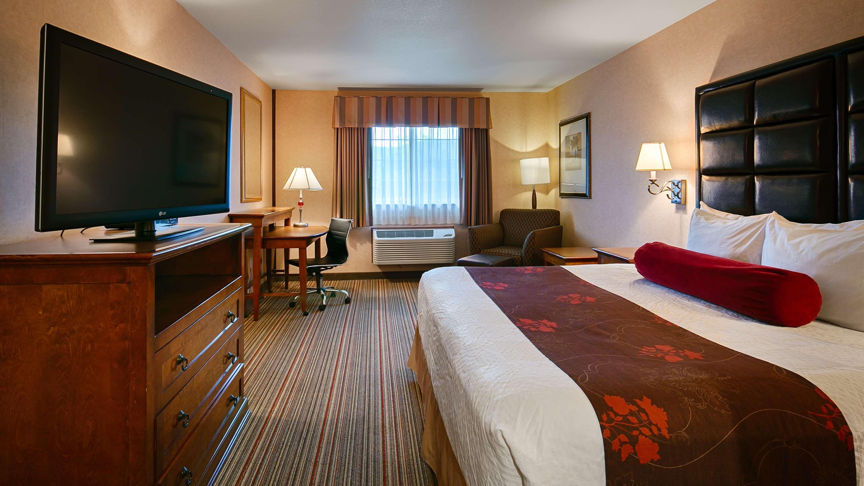 Best Western Plus Rama Inn & Suites ลาแกรนด์ ภายนอก รูปภาพ