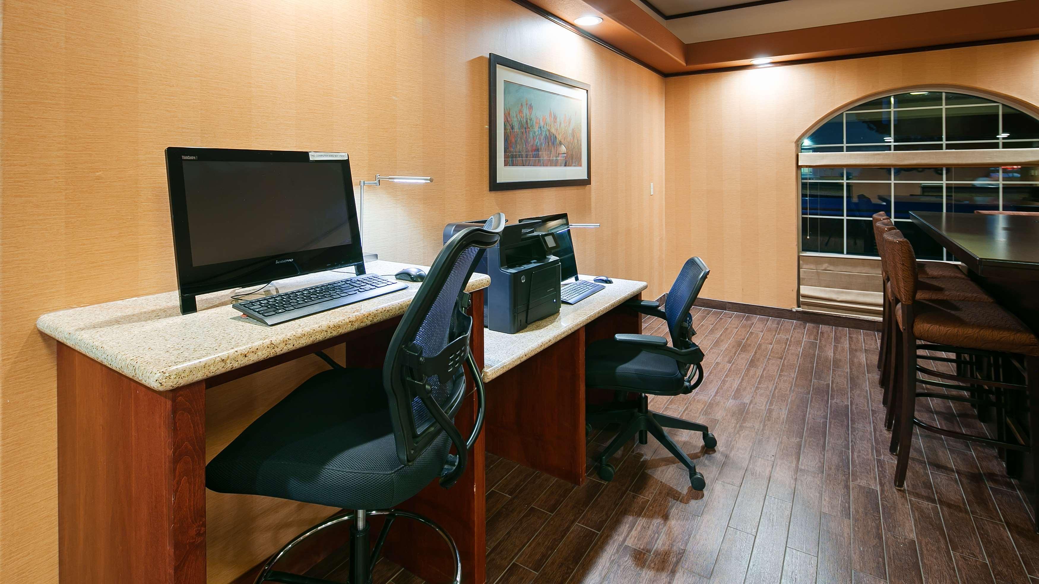 Best Western Plus Rama Inn & Suites ลาแกรนด์ ภายนอก รูปภาพ