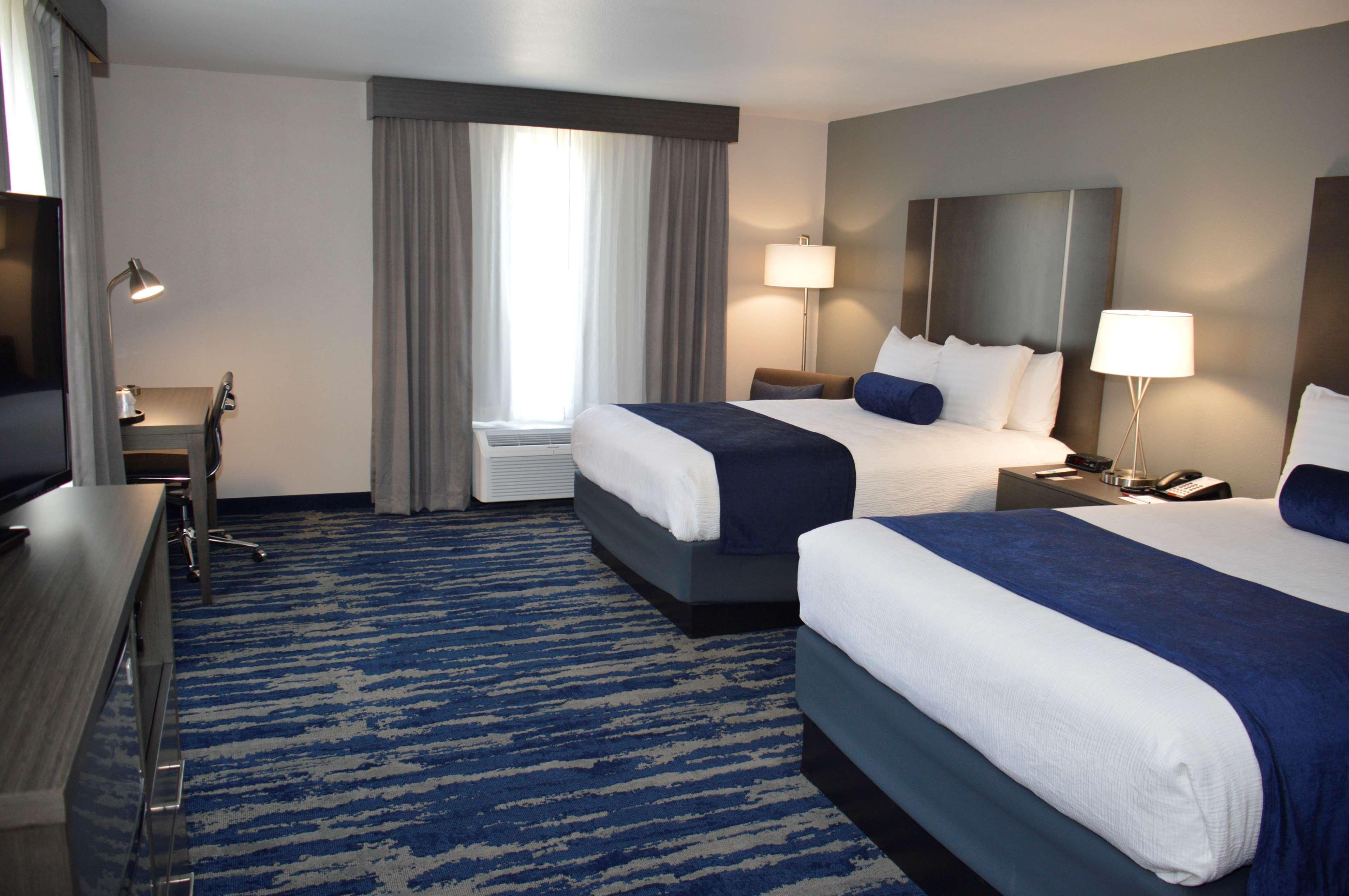 Best Western Plus Rama Inn & Suites ลาแกรนด์ ภายนอก รูปภาพ