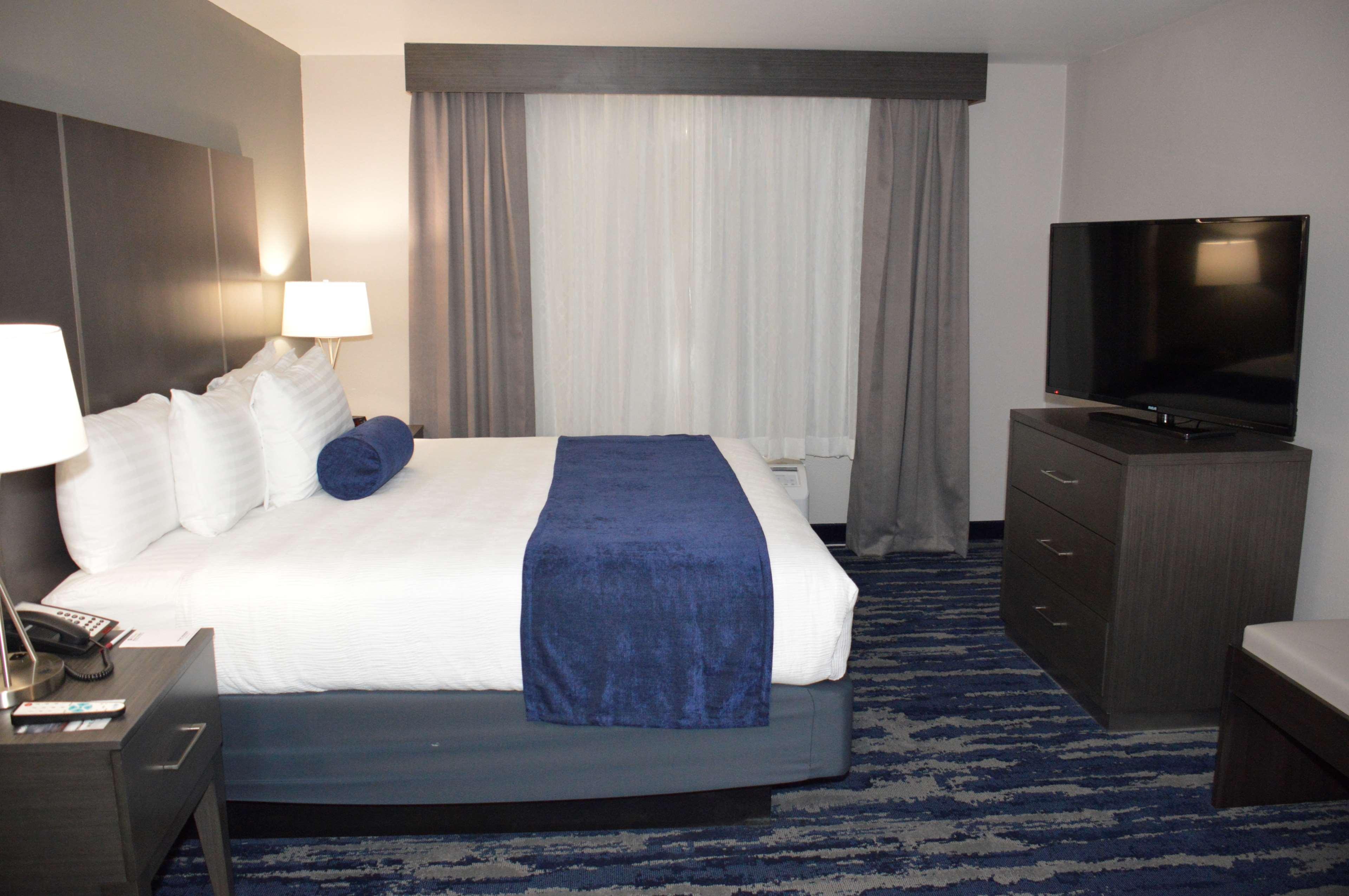 Best Western Plus Rama Inn & Suites ลาแกรนด์ ภายนอก รูปภาพ