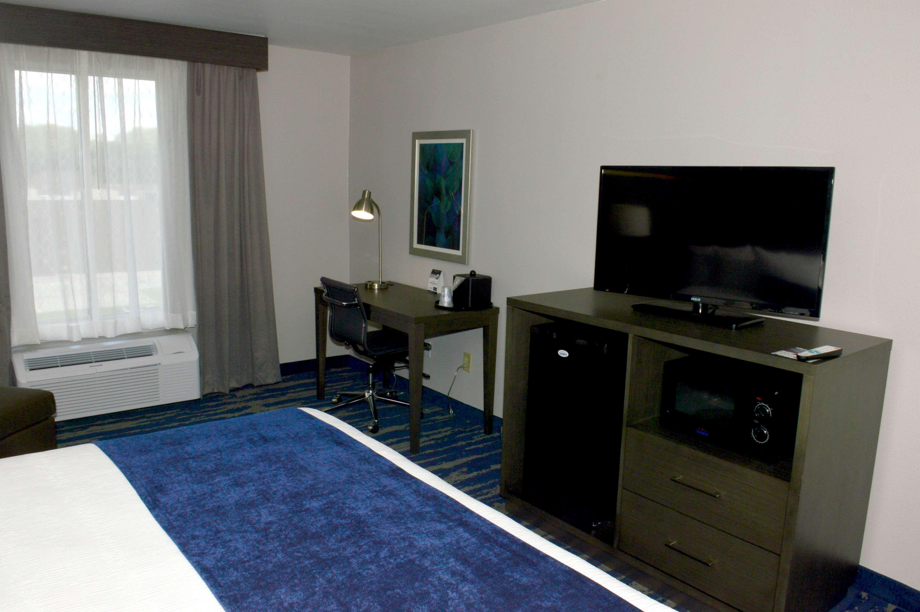 Best Western Plus Rama Inn & Suites ลาแกรนด์ ภายนอก รูปภาพ