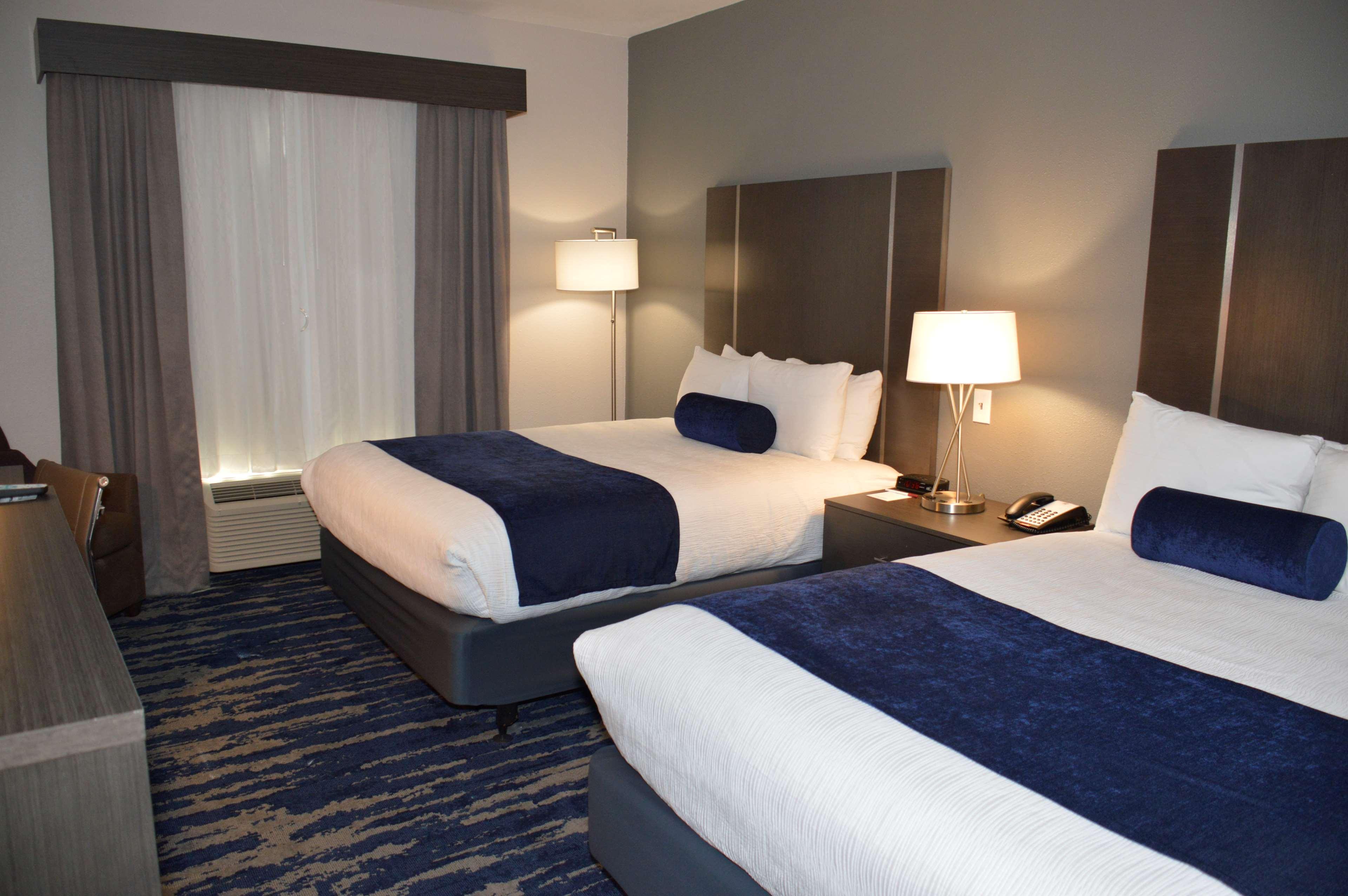 Best Western Plus Rama Inn & Suites ลาแกรนด์ ภายนอก รูปภาพ